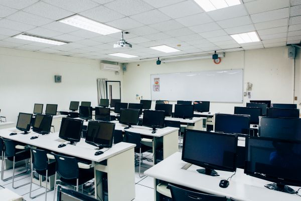 電腦教室(35-40人)
